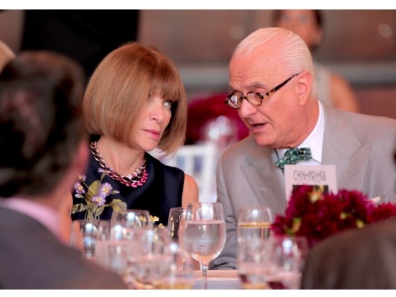 アナ・ウィンター氏(左)とマノロ・ブラニク氏(右)undefined?HEELS ON FIRE LTD 2017