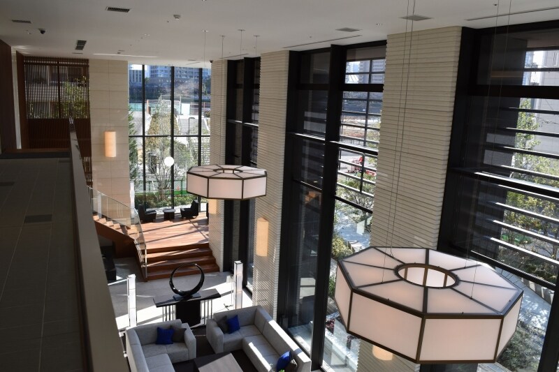 「パークシティ中央湊undefinedザundefinedタワー」のエントランスホール