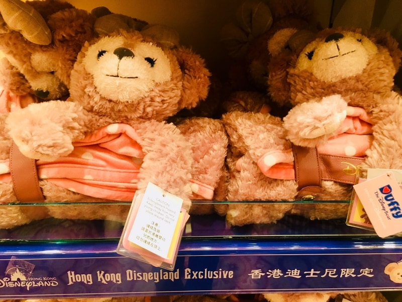 香港限定ダッフィーグッズ！ディズニーランドや空港で買える5選
