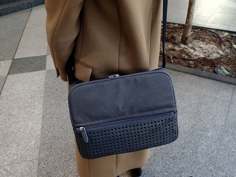 ひらくPCバッグnano_02