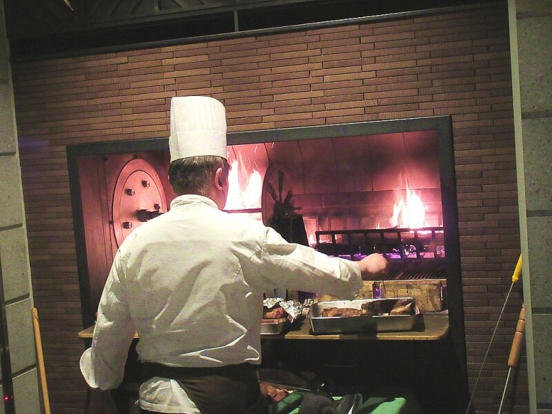 浅草ビューホテル薪火の薪火窯