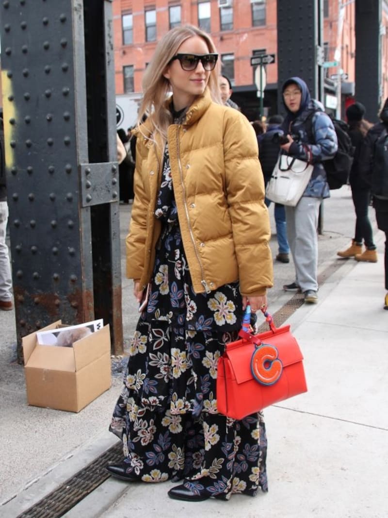 ダウンアウター