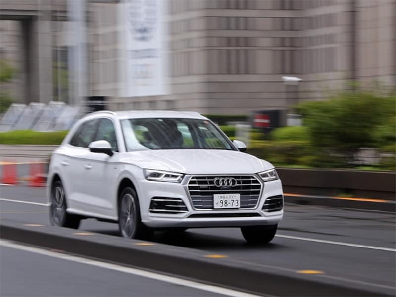 アウディ Q5