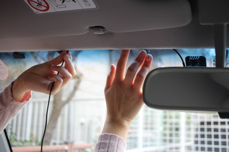 無理に押し込まないようにしましょう。