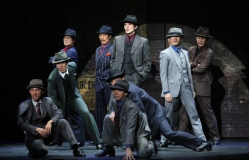 『ブロードウェイと銃弾』写真提供：東宝演劇部