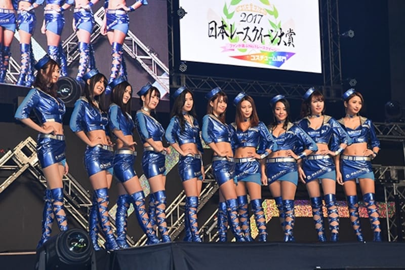 コスチューム部門でグランプリに輝いたのは pacific fairies のみなさん