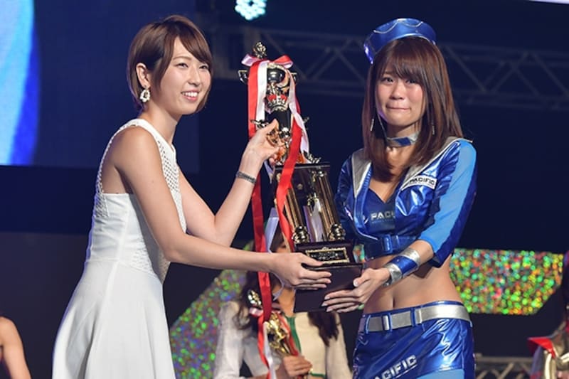 日本レースクイーン大賞グランプリを獲得した阿久津真央さん