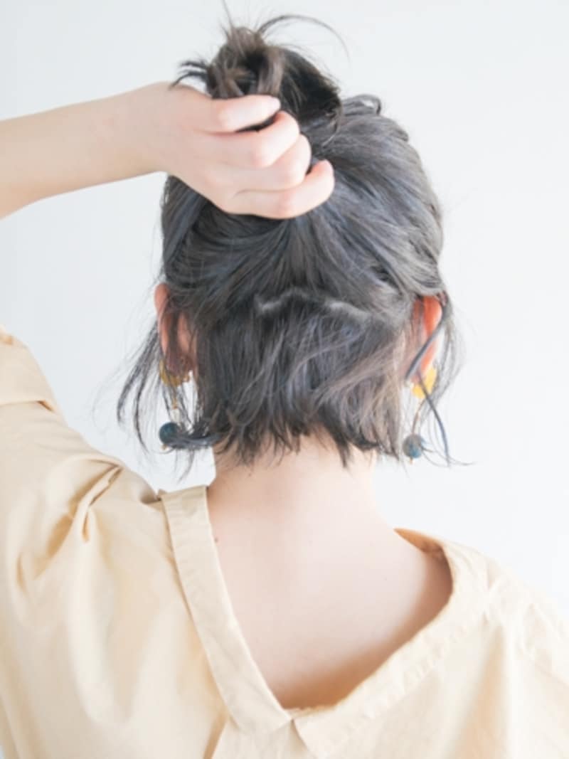 カジュアルに仕上げるのでざっくりでOK