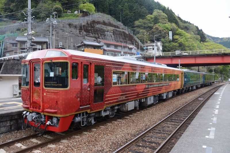 四国まんなか千年ものがたり