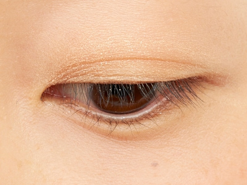 プチプラアイシャドウ3 マクレール まばたきをするたびに輝きを放つ