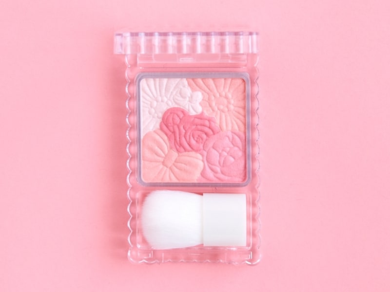 プロおすすめのプチプラチーク2 キャンメイク ブーケのデザインが可愛い