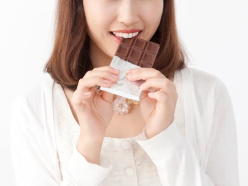 カロリー制限はしているけど、お菓子やインスタント食品の早食いはヤメられない?
