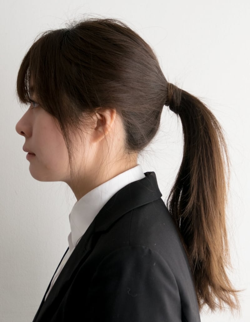 NG例)髪で耳が隠れてしまうと爽やかさが半減してしまう