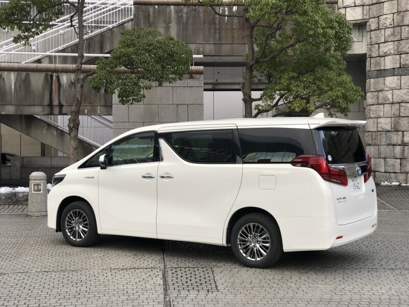 自動ブレーキと車線キープ機能は大きい。全グレード装備ときた