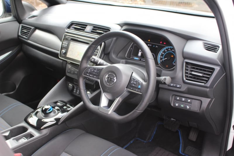 新型日産リーフ