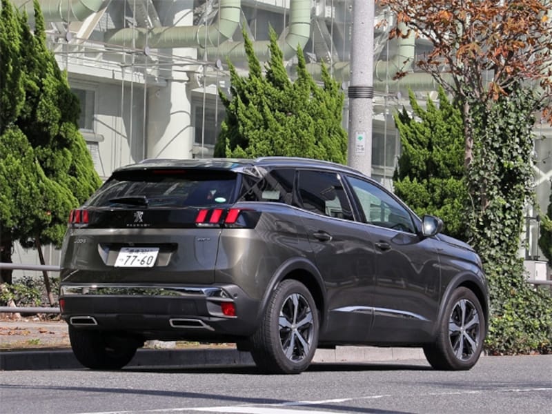 プジョー3008