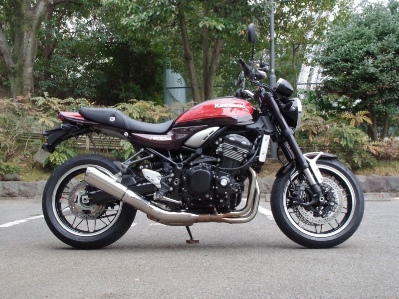 Z900RS　サイドビュー