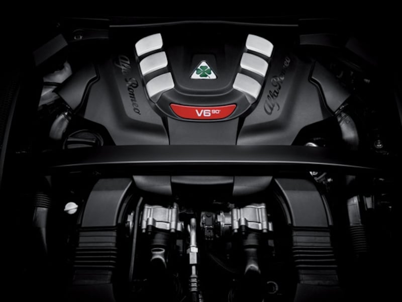 アルファロメオ ステルヴィオ クアドリフォリオ