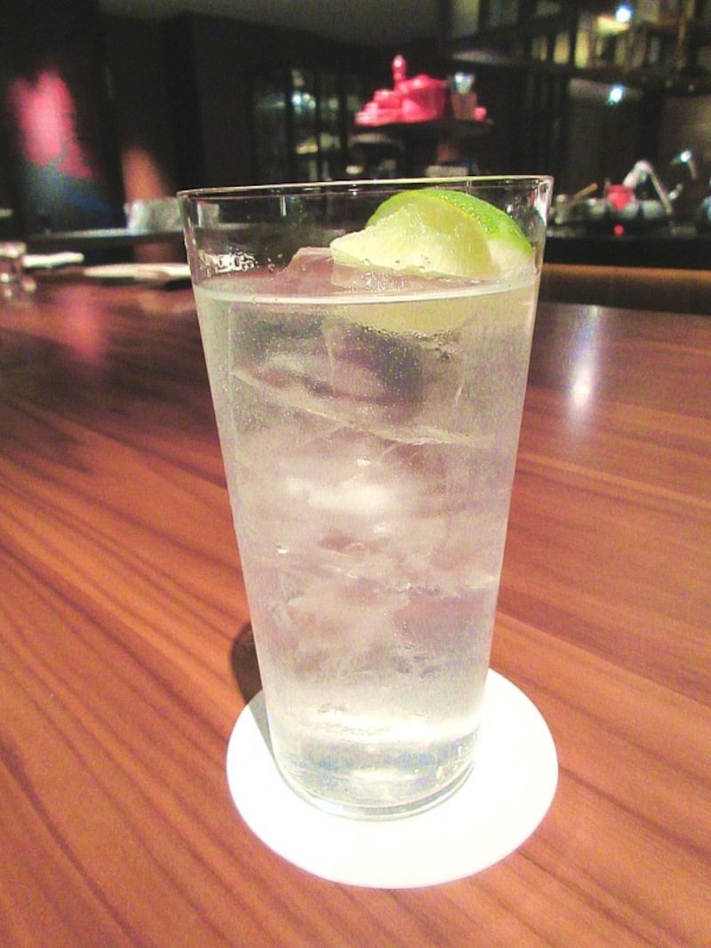 六 ジン＆トニック