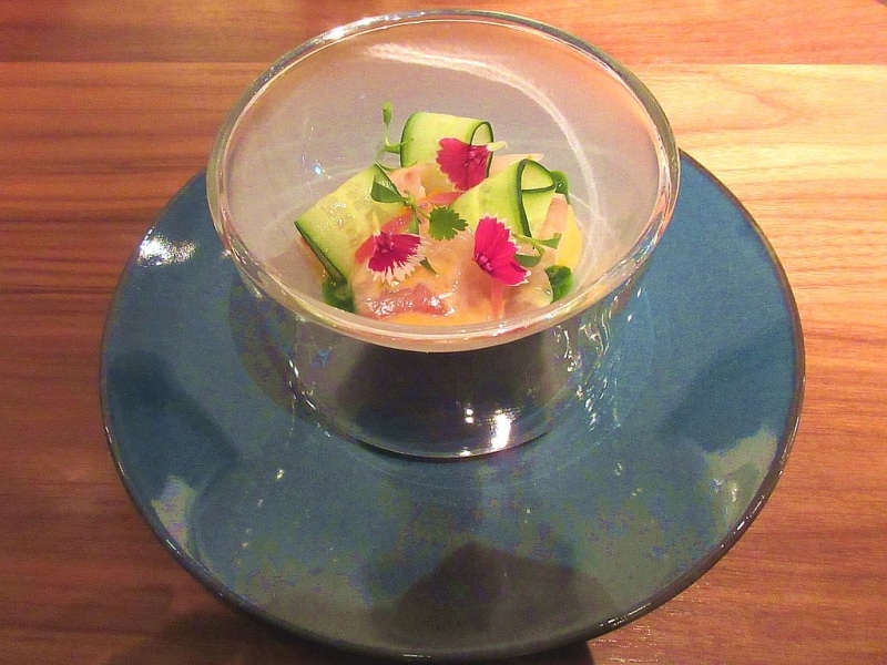 縞アジのカルパッチョ アヒアマリージョ 柚子 コリアンダー