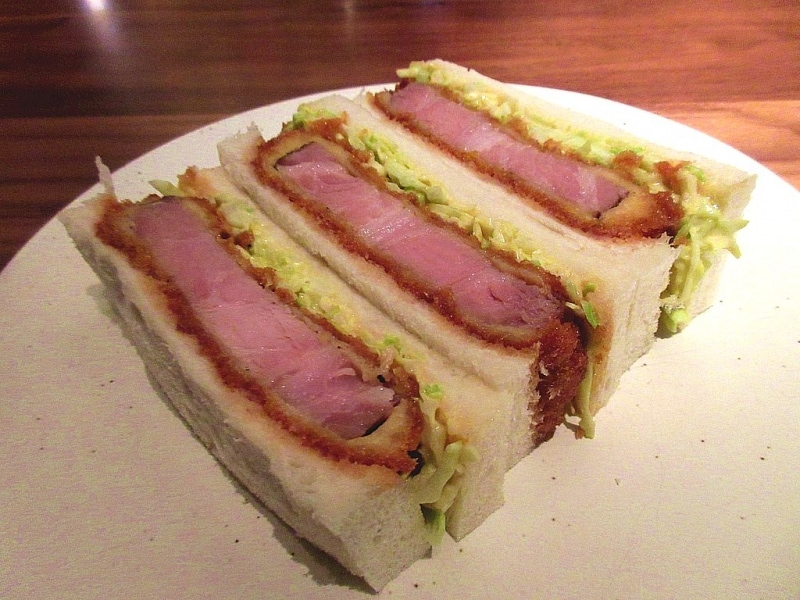 知床斜里産 匠の豚麦王のカツサンド 東京産トキハソース