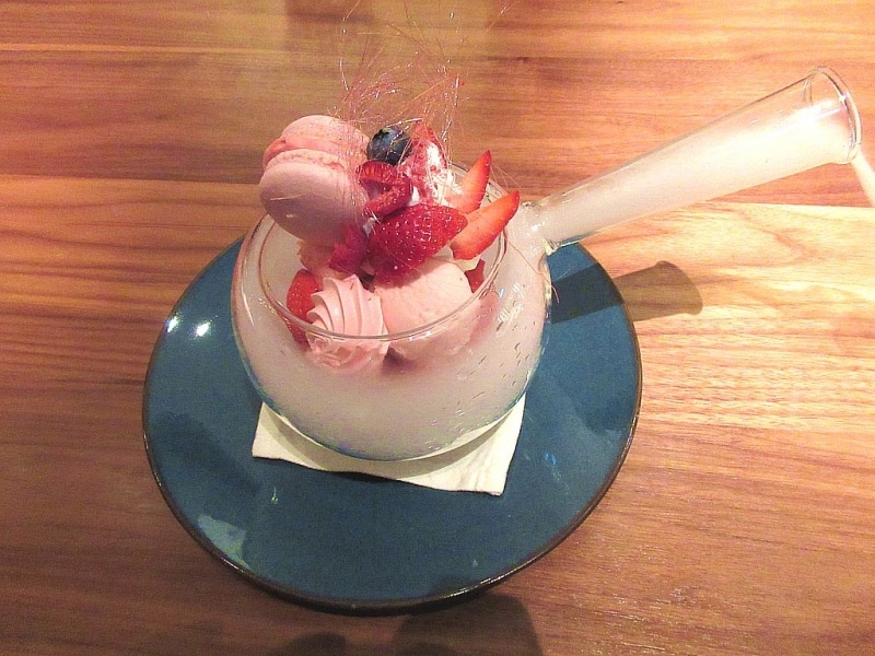 NAMIKI667 博多あまおう ストロベリーパフェ