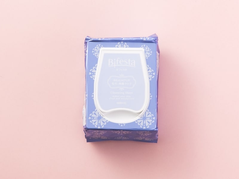 シートで拭くだけでメイク落としから保湿まで