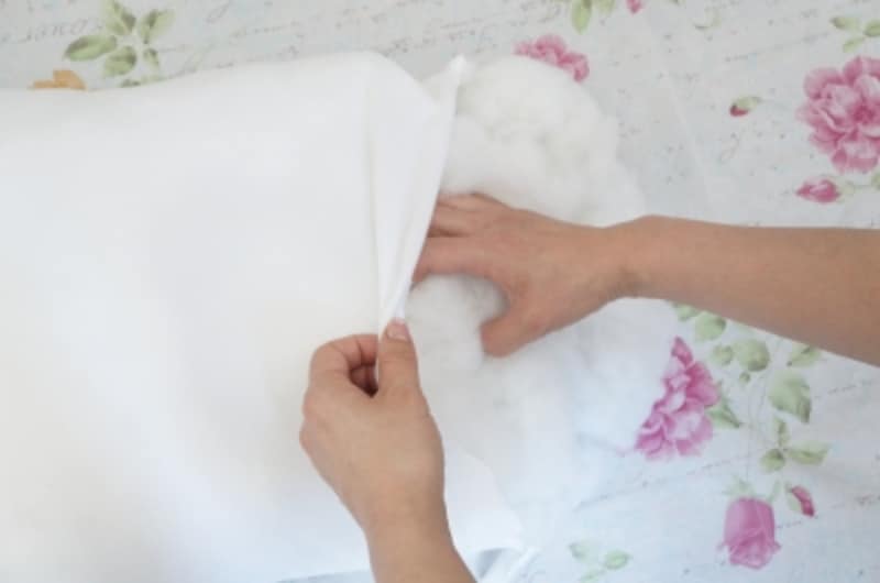 中綿を掻き出します。