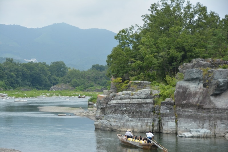 岩畳を中心とする荒川のライン下り