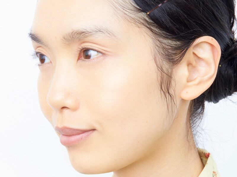 ジェル+リキッドでぷるぷるのツヤ生肌に仕上げて