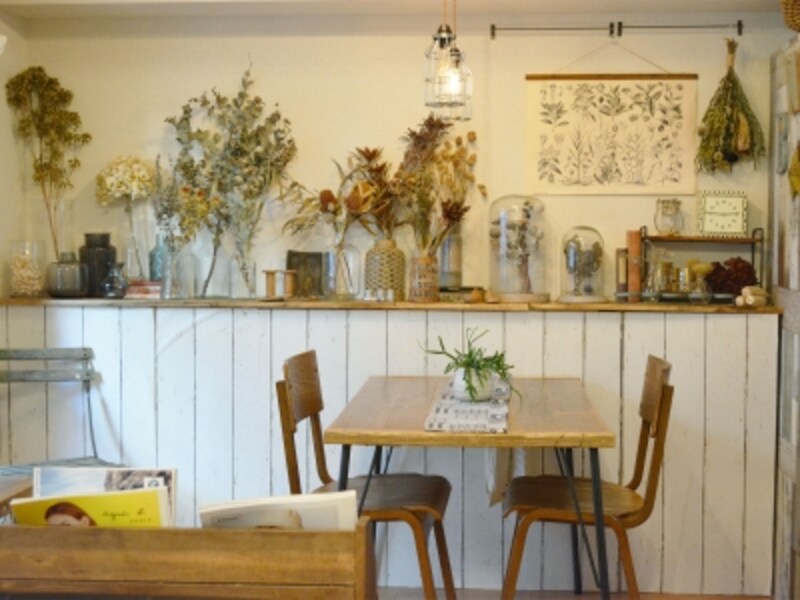 インテリアショップ店員が作る アースカラーな部屋 一人暮らし All About