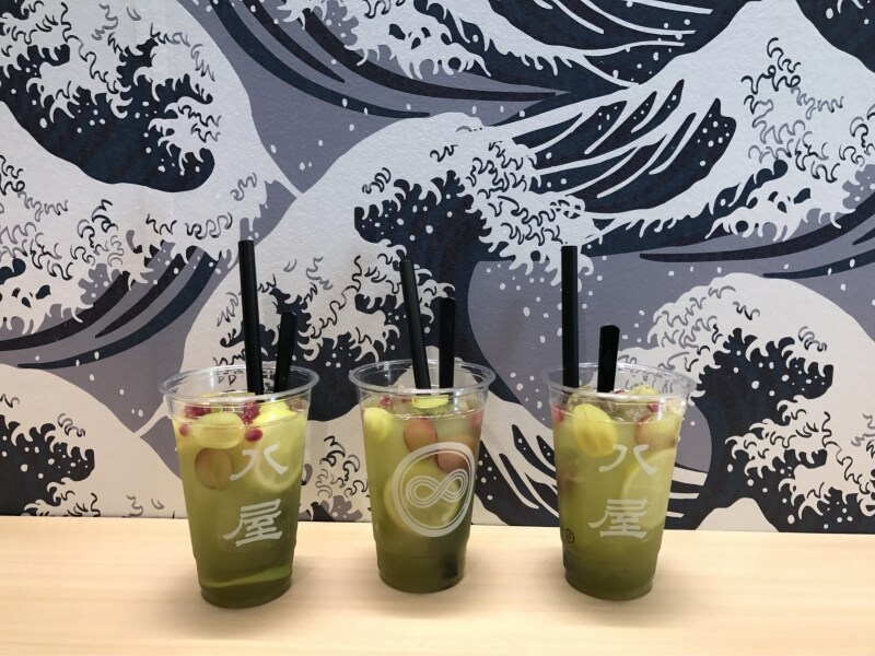 フルーツ入り煎茶ソーダ,八屋