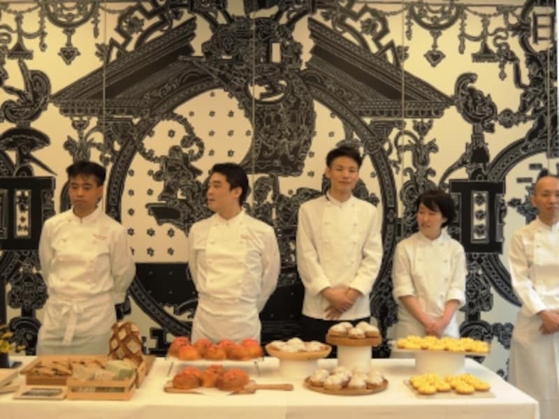 リベルテのお菓子とパンを担当する若き職人さんたち