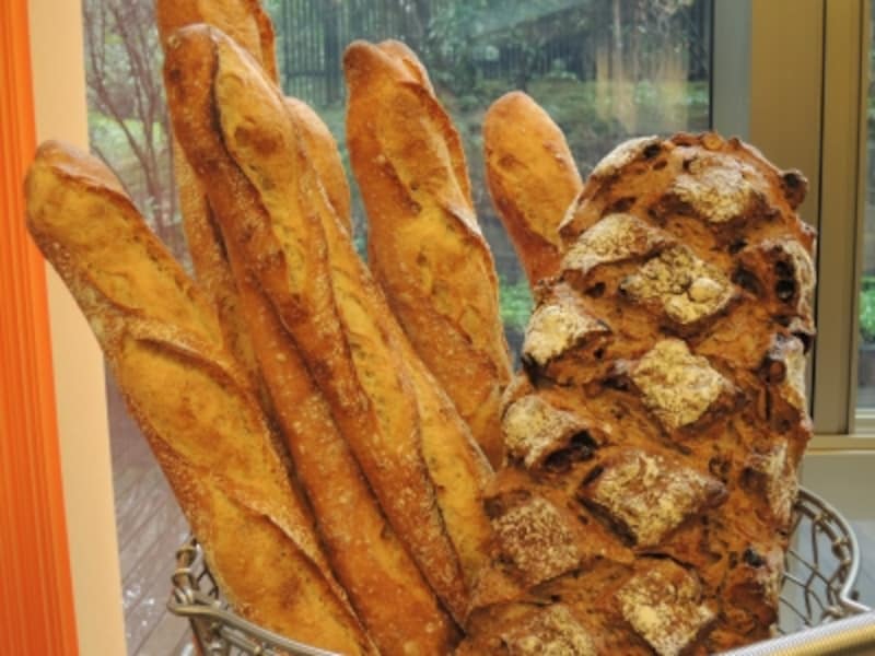 バゲット・トラディション、パン・ミュースリー