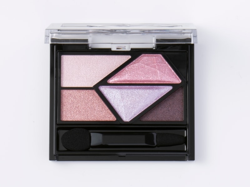 ピンクとパープルのアイシャドウパレットを使いました