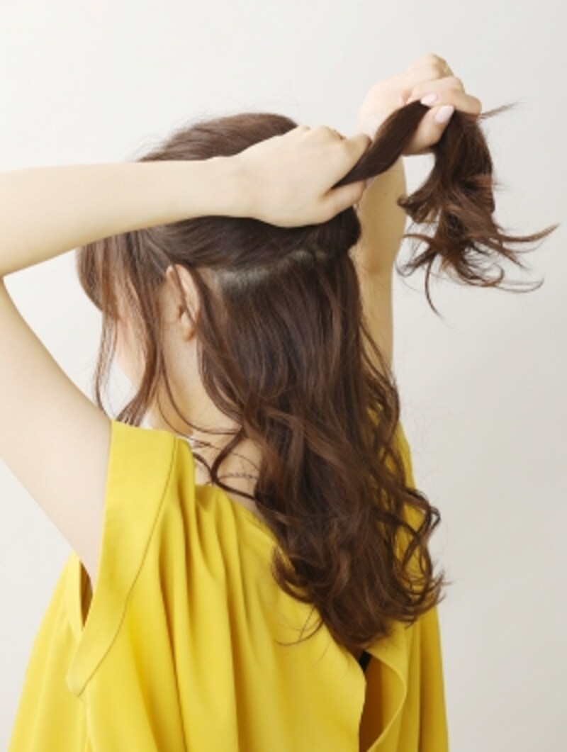 好感度抜群 ミディアムヘアのきれいめハーフアップ 結婚式 パーティーヘアアレンジ All About