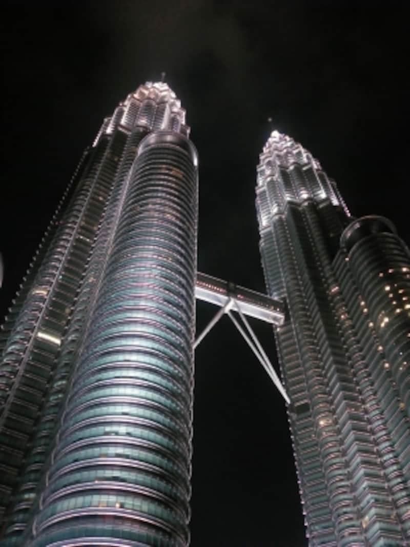 夜のKLCC