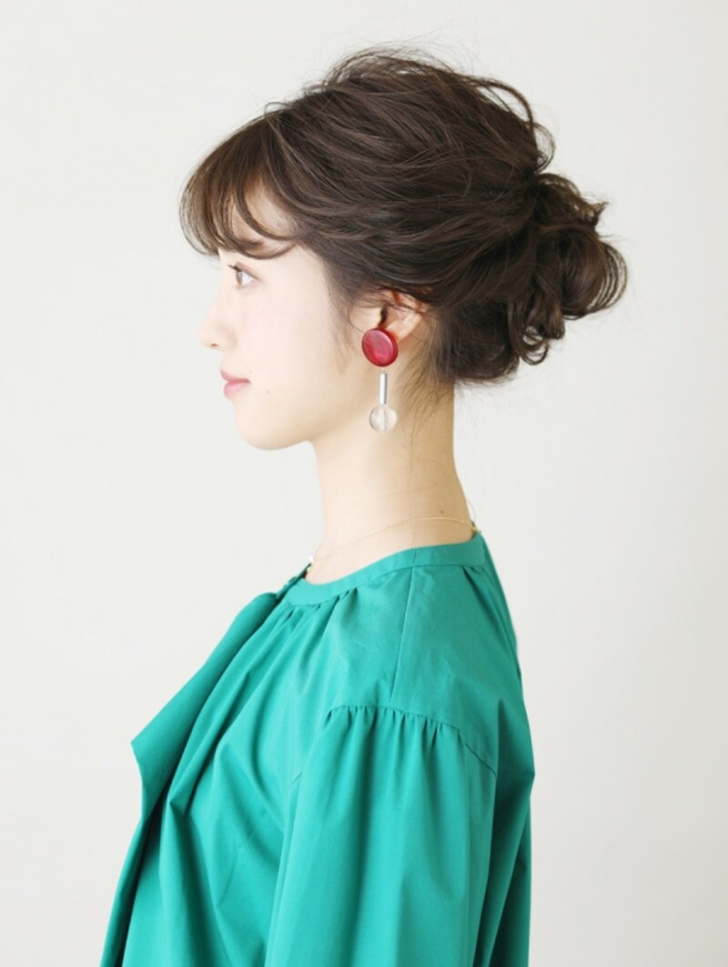 ミディアムでもOK！ひし形シルエットのお団子アレンジ