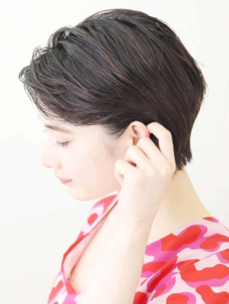 メンズ用グリースを使ったハンサムなショートアレンジ 結婚式 パーティーヘアアレンジ All About メンズ用グリースを使ったハンサムなショートアレンジ 結婚式 パーティーヘアアレンジ All About