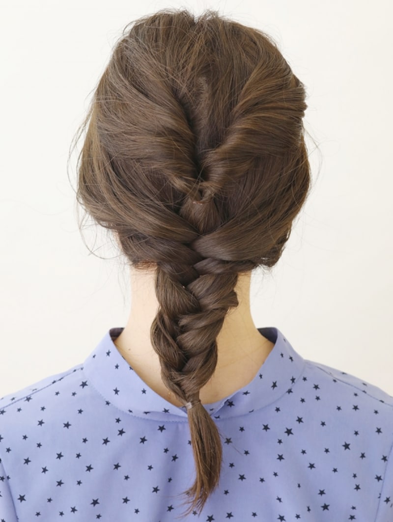 編み終わりをゴムで結ぶ【フィッシュボーンアレンジ】