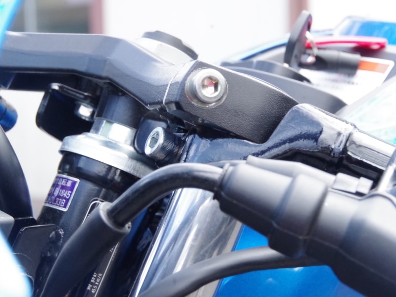 ハンドル位置はなかなかスポーティー