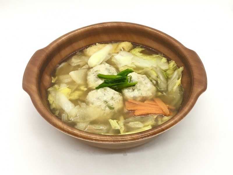 1日に必要とされる野菜1／2が摂れる鶏団子鍋 税込430円