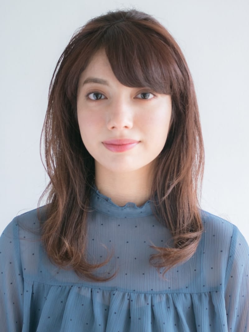 胸上のロングヘア