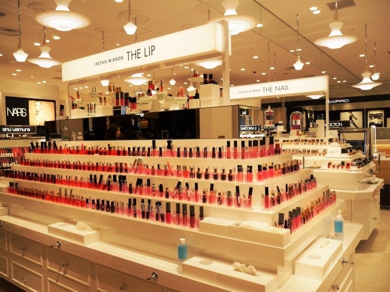 コスメ好きならうっとりしてしまう「NAIL編集」「LIP編集」コーナー