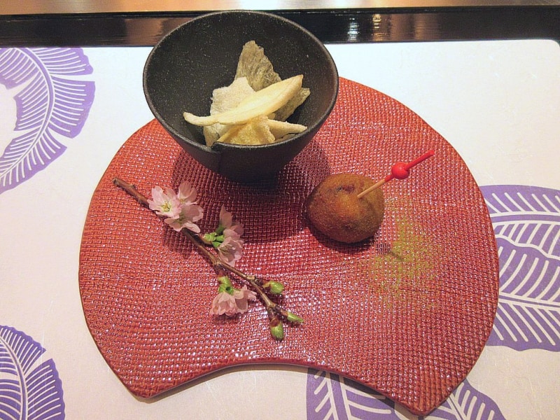 帝国ホテル 東京 嘉門 アミューズブーシュ