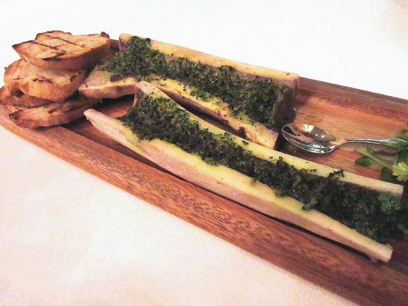 グランド ハイアット 東京 ボーンマロー サワーブレッド ハーブのサラダ ケッパー