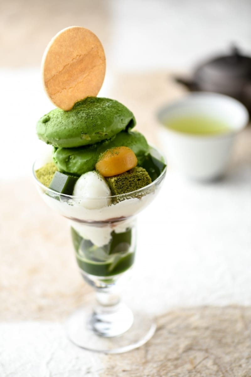 東京ミッドタウン日比谷の林屋新兵衛限定undefined濃茶パフェundefined1500円(税別)