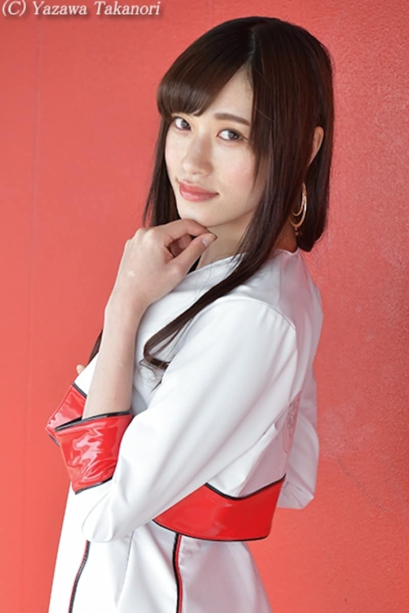 綾瀬まお／アイカーズベントレーTTO