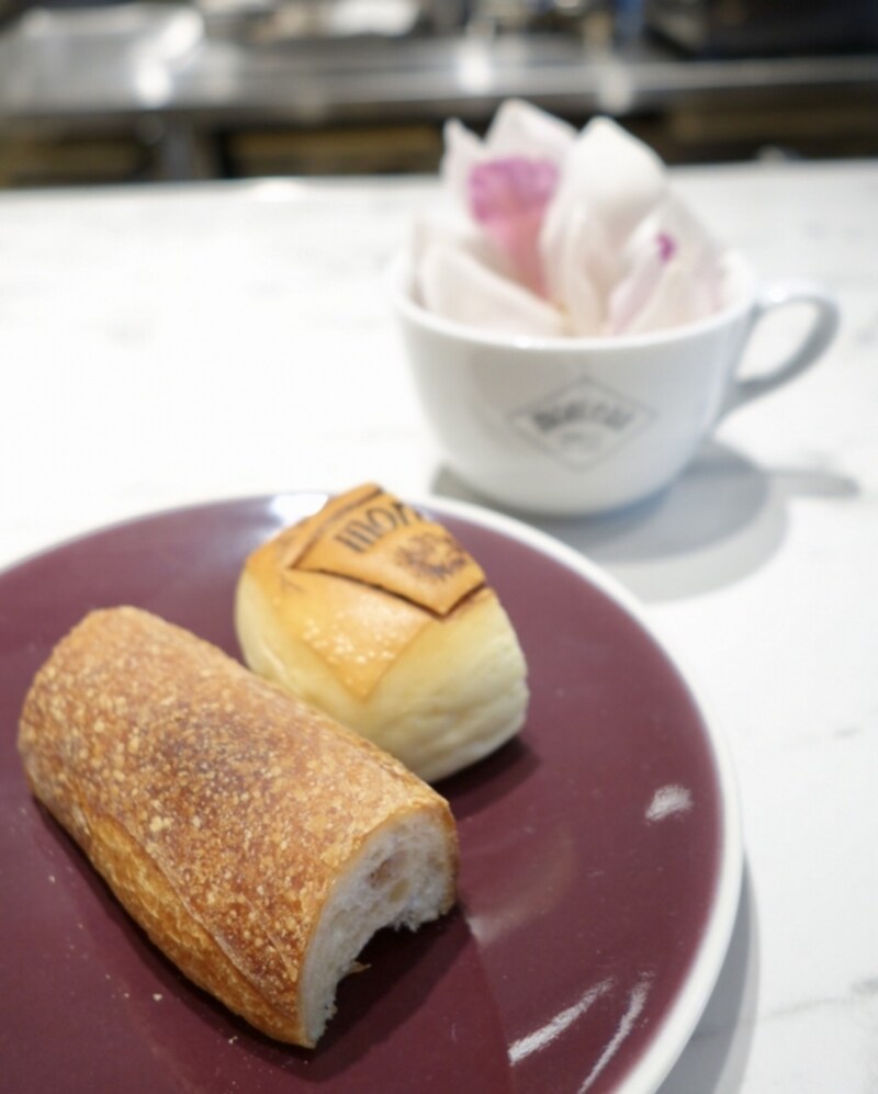 「モルソー」刻印入りのパン