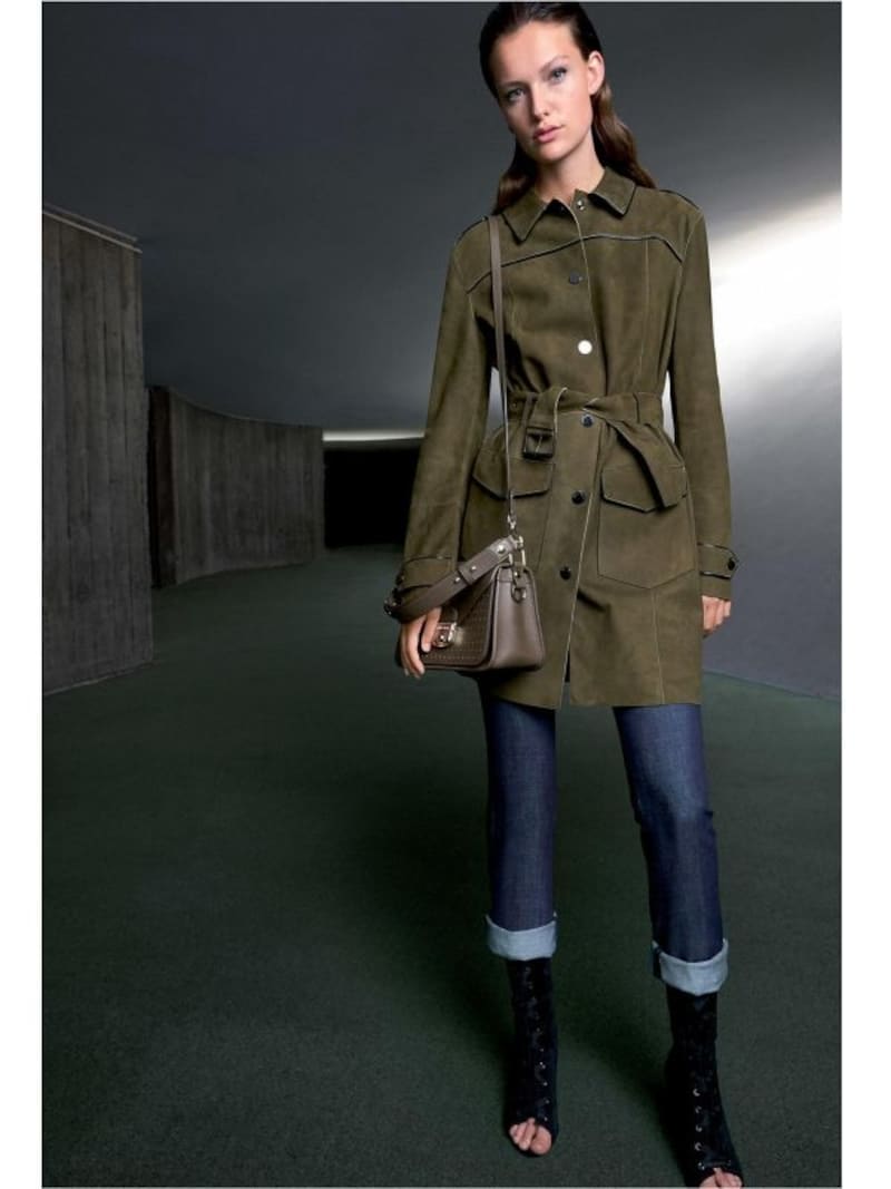 【極美品】LONGCHAMP ロンシャン　ボストンバッグ　レザー　エナメル加工 2つ目のロンシャンに！2018年新作バッグで格上げを [レディース
